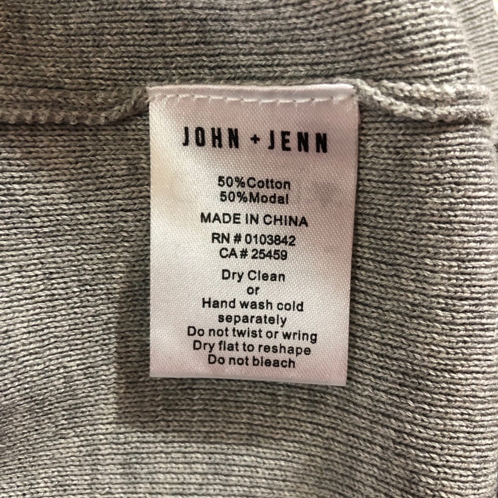 🚫SOLD•🅰️TX🚫 John + Jenn Rib-Knit Ruffled Tee NWT - Picture 4 of 6